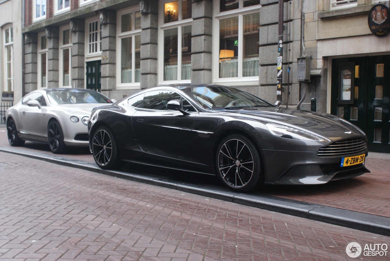 Aston Martin Vanquish 2013