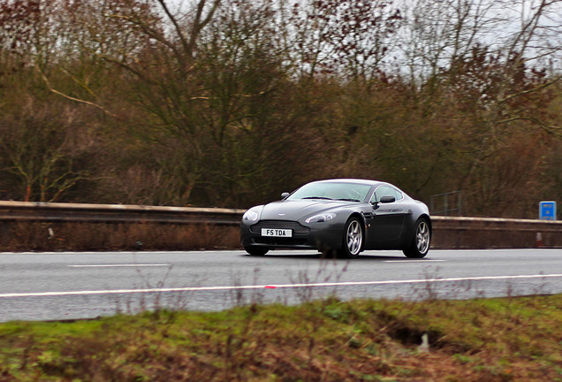 Aston Martin V8 Vantage