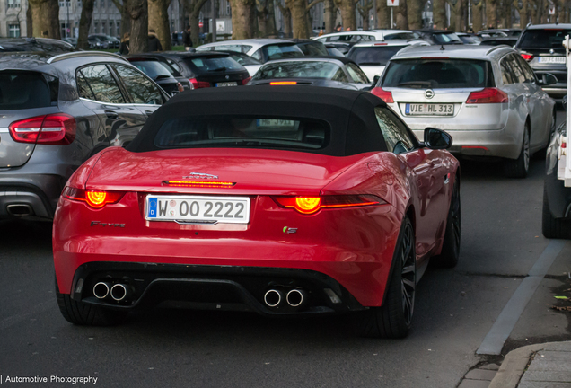 Jaguar F-TYPE S V8 Convertible