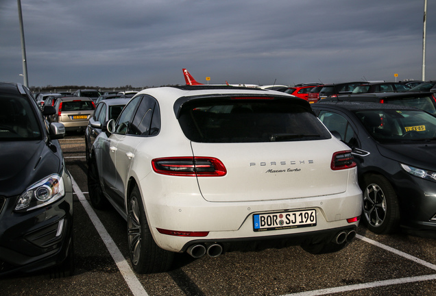 Porsche 95B Macan Turbo