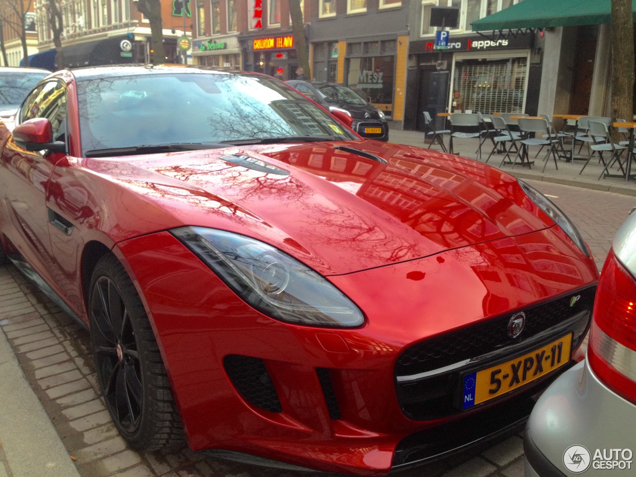 Jaguar F-TYPE R Coupé