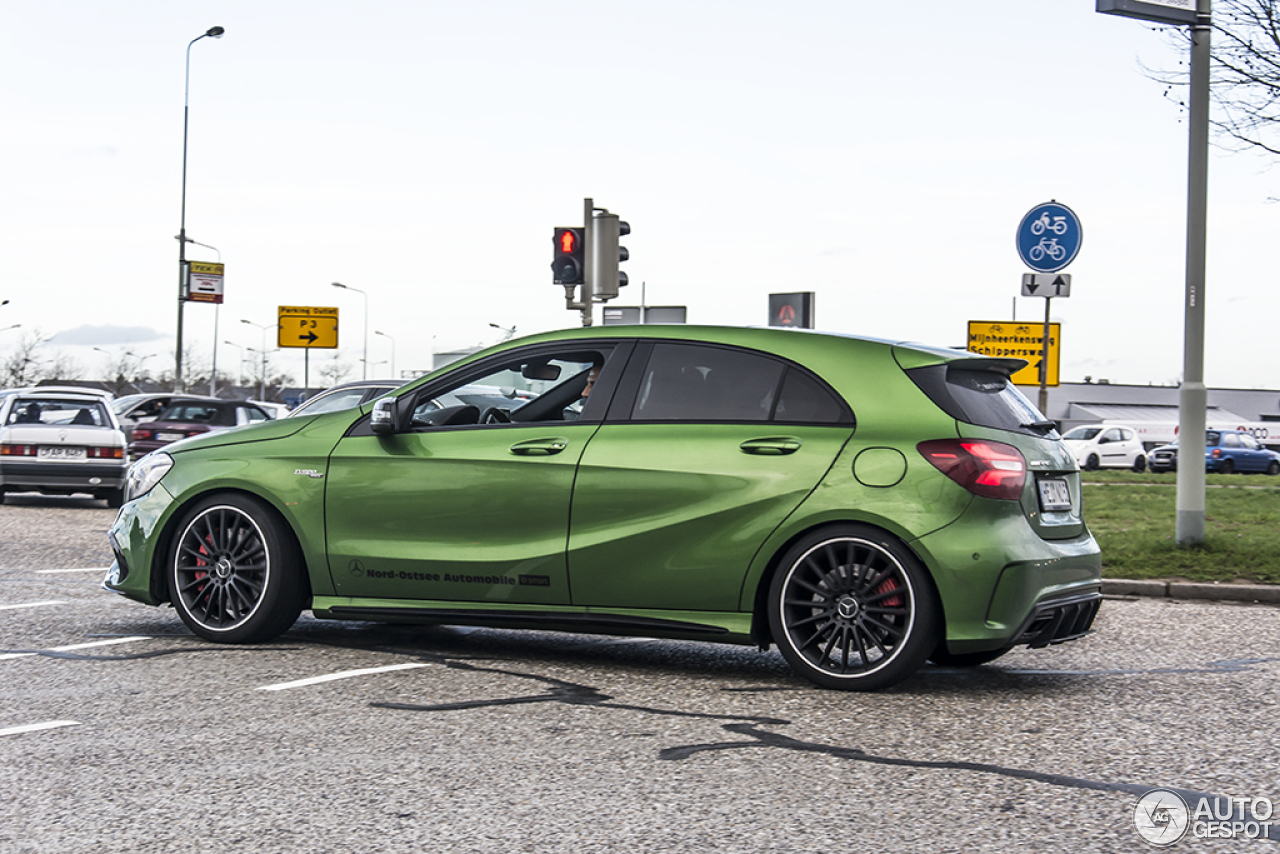 Mercedes-AMG A 45 W176 2015