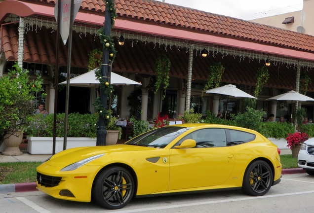 Ferrari FF