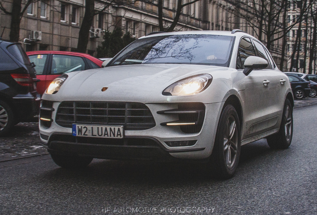 Porsche 95B Macan Turbo