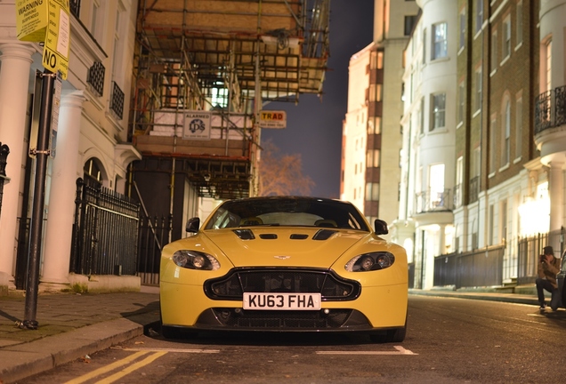 Aston Martin V12 Vantage S