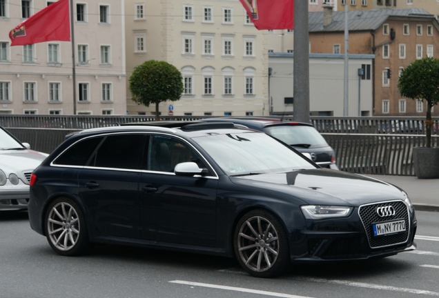 Audi RS4 Avant B8