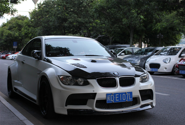 BMW M3 E92 Coupé Vorsteiner GTRS3 Widebody