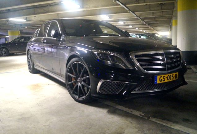 Mercedes-Benz S 65 AMG V222