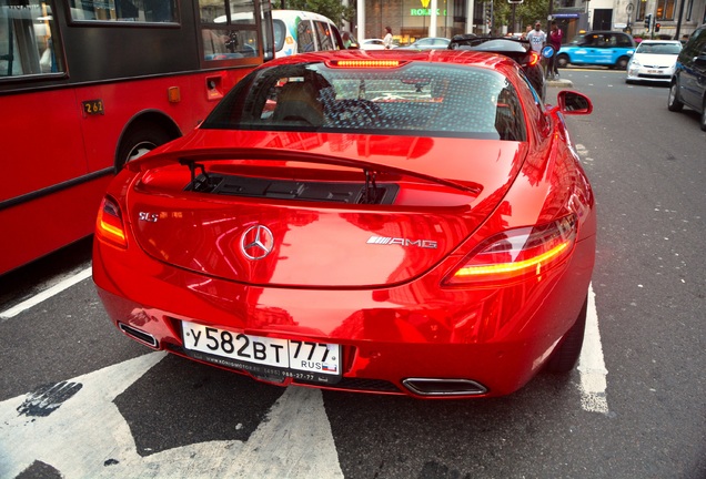 Mercedes-Benz SLS AMG