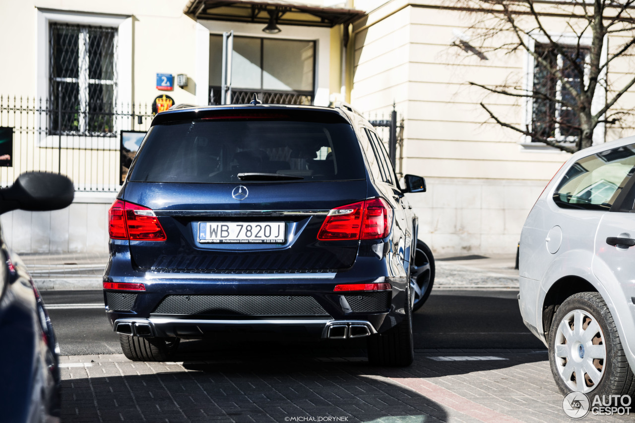 Mercedes-Benz GL 63 AMG X166