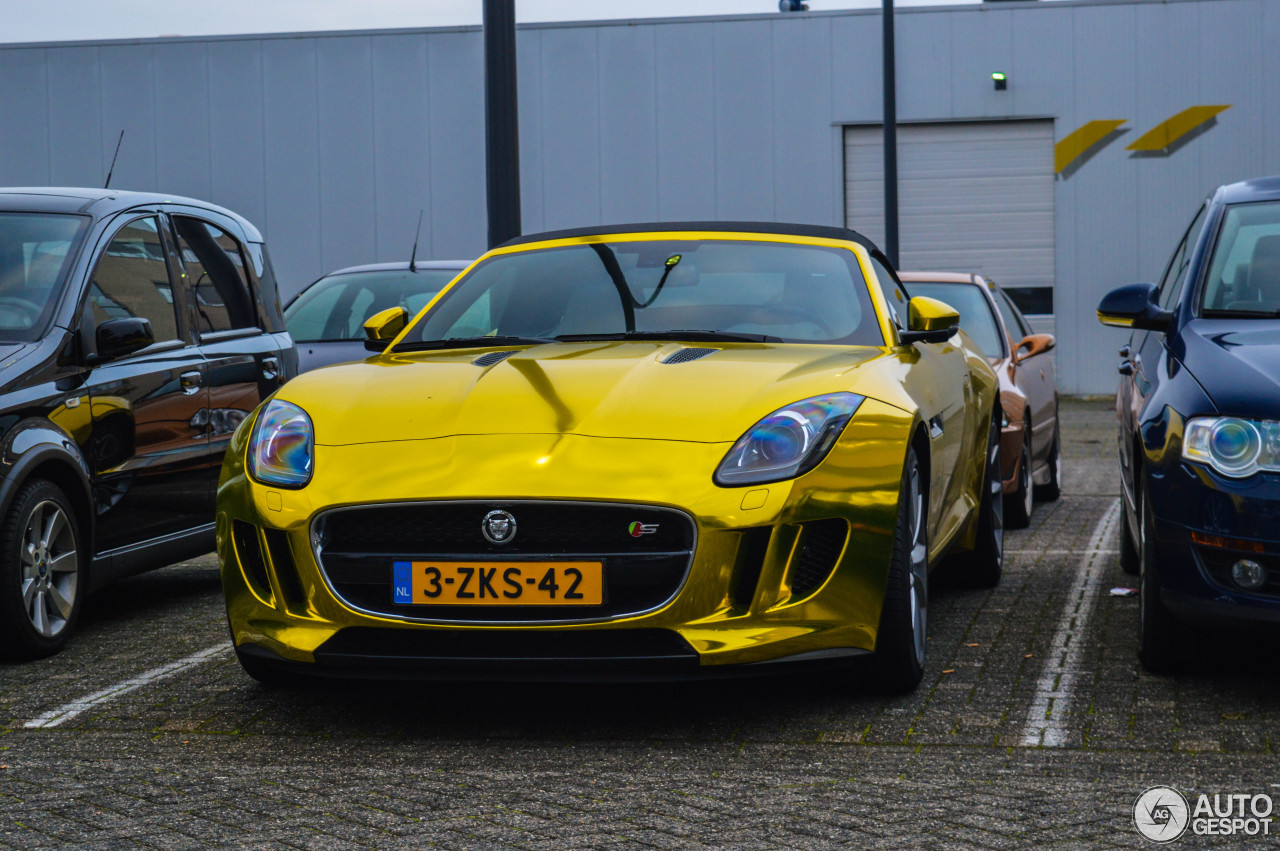 Jaguar F-TYPE S Convertible