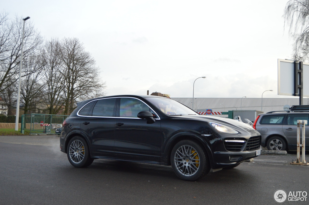 Porsche 958 Cayenne Turbo S