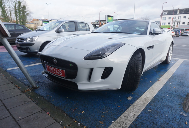 Jaguar F-TYPE R AWD Coupé