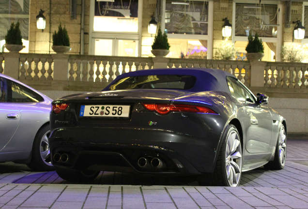 Jaguar F-TYPE R Convertible