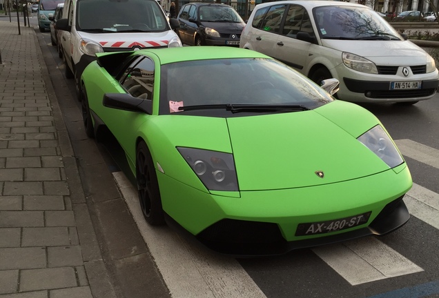 Lamborghini Murciélago LP640