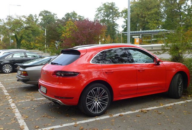 Porsche 95B Macan Turbo