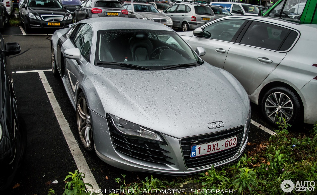 Audi R8