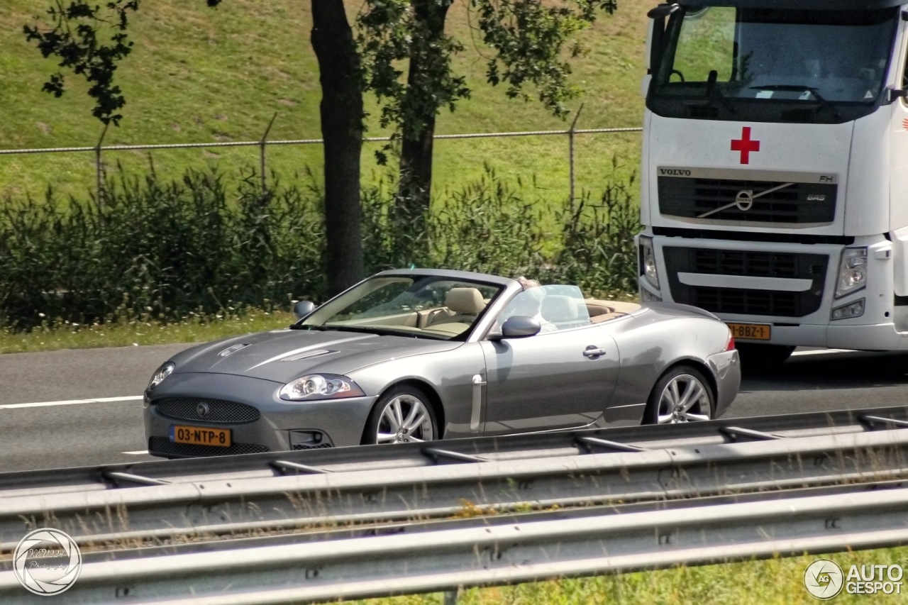 Jaguar XKR Convertible 2006