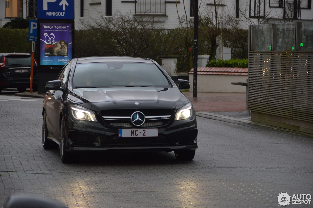 Mercedes-Benz CLA 45 AMG C117