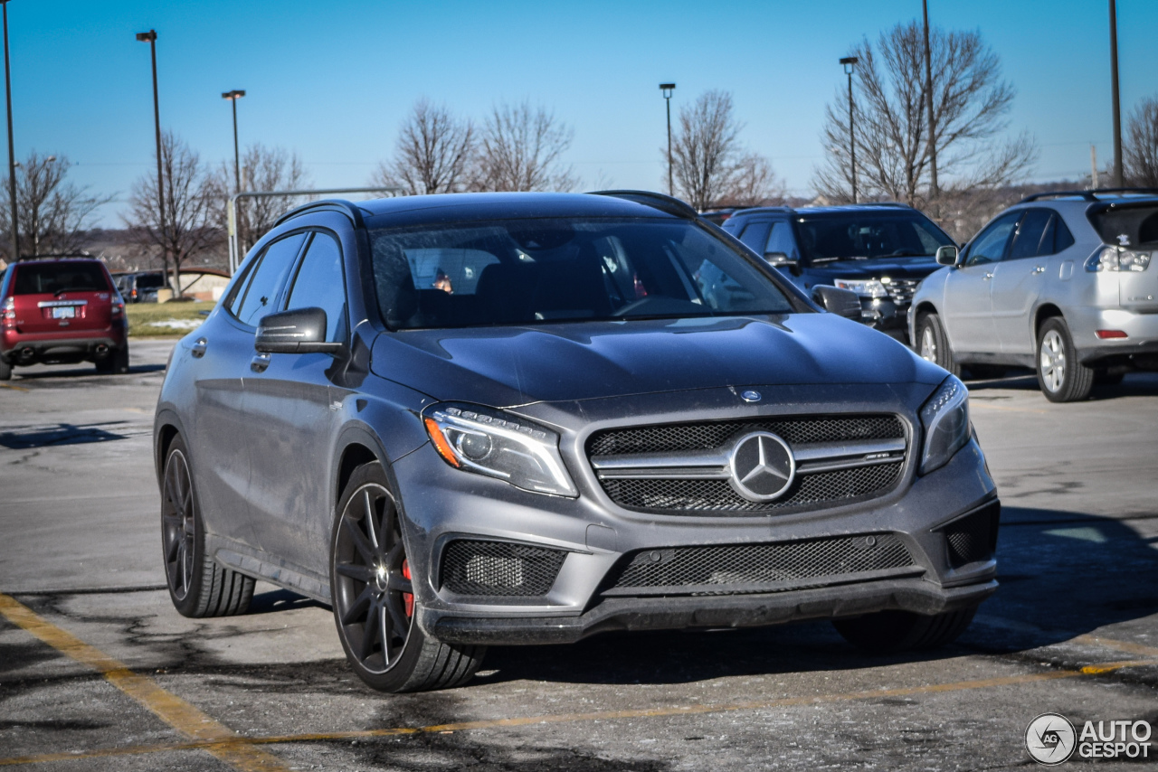 Mercedes-Benz GLA 45 AMG X156