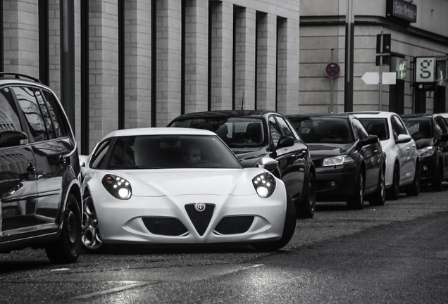 Alfa Romeo 4C Coupé