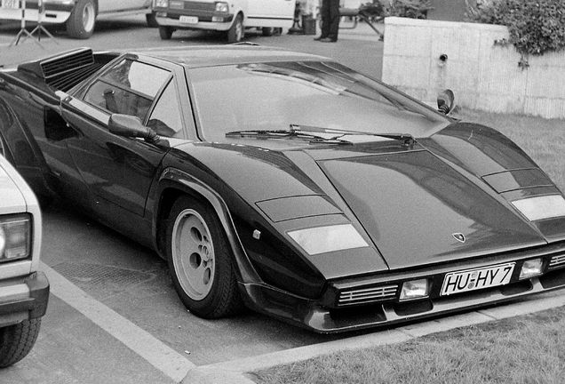 Lamborghini Countach 5000 Quattrovalvole