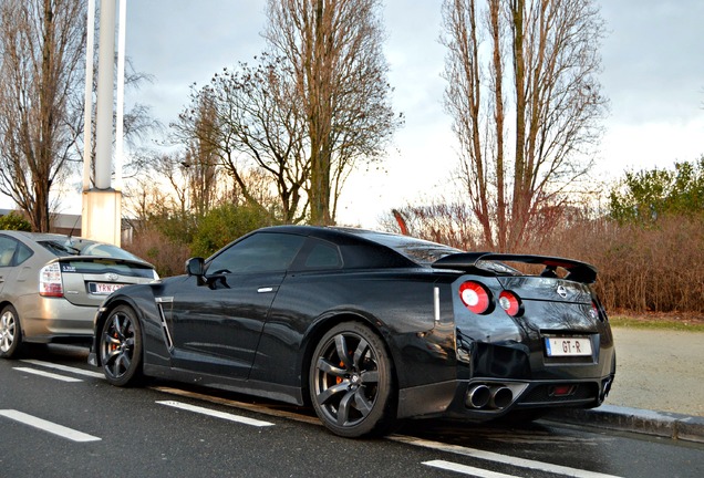 Nissan GT-R 2011