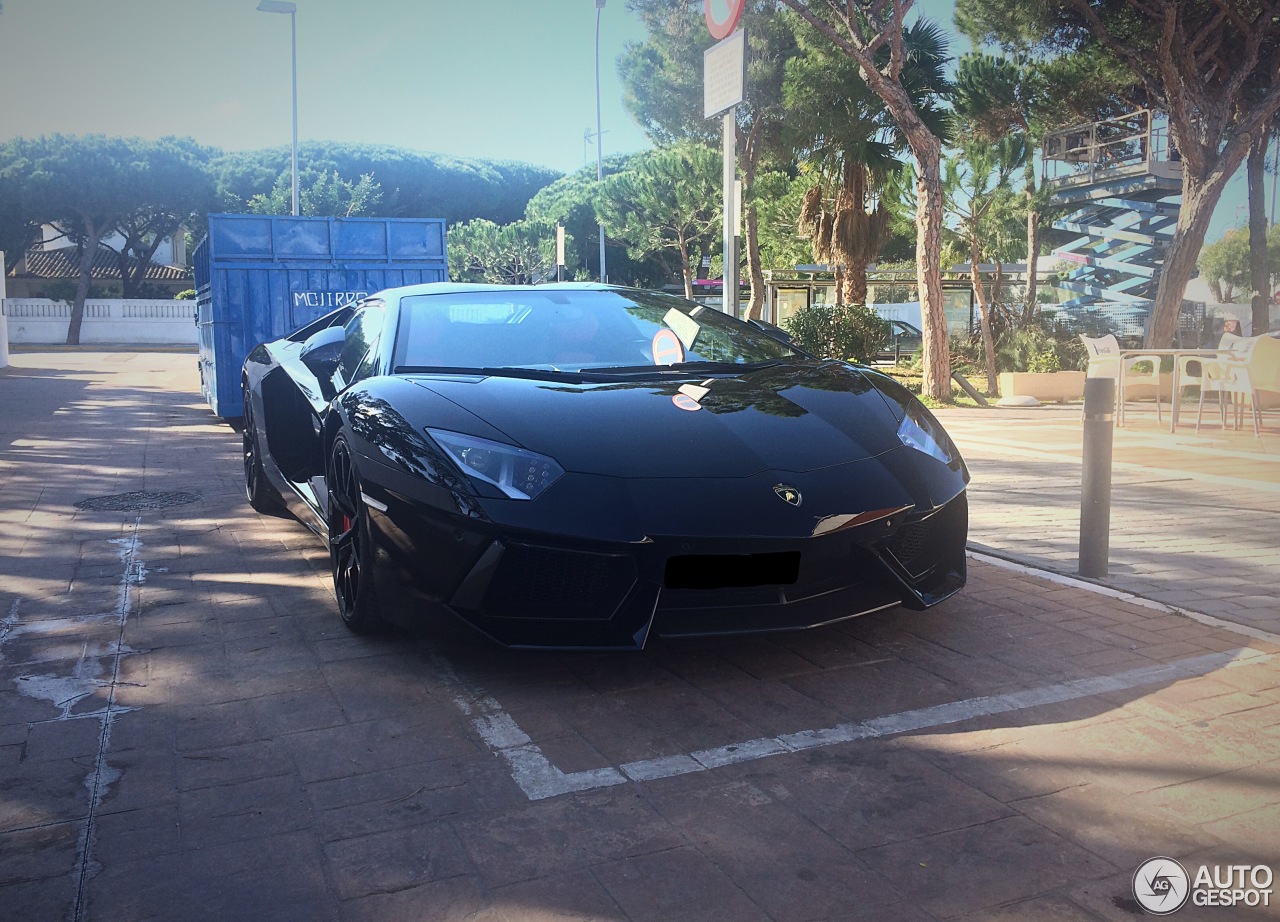 Lamborghini Aventador LP700-4 Roadster