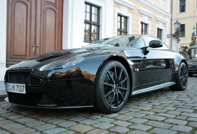 Aston Martin V12 Vantage S