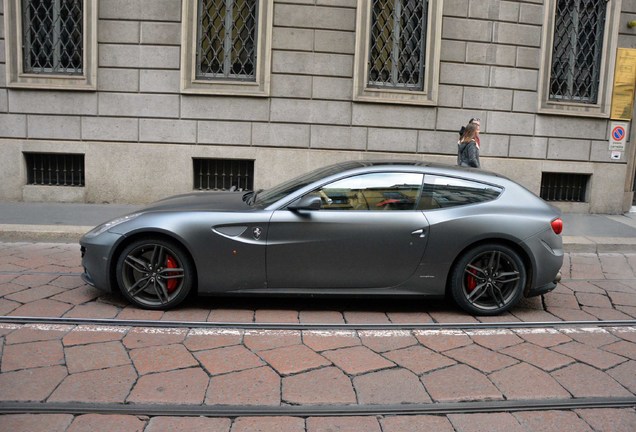 Ferrari FF