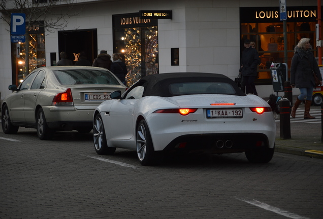 Jaguar F-TYPE S Convertible