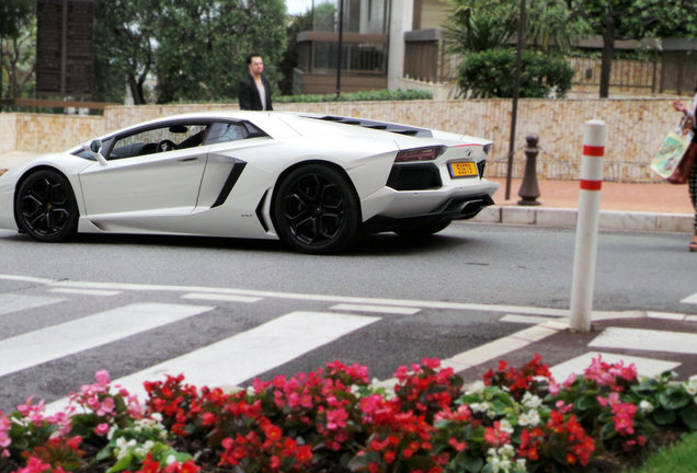 Lamborghini Aventador LP700-4