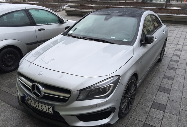 Mercedes-Benz CLA 45 AMG C117