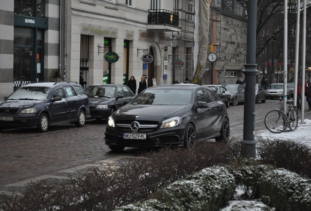 Mercedes-Benz A 45 AMG