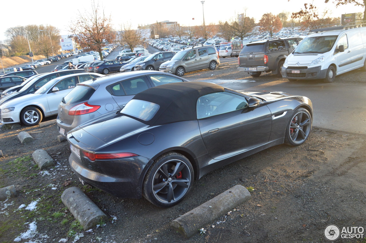 Jaguar F-TYPE S Convertible