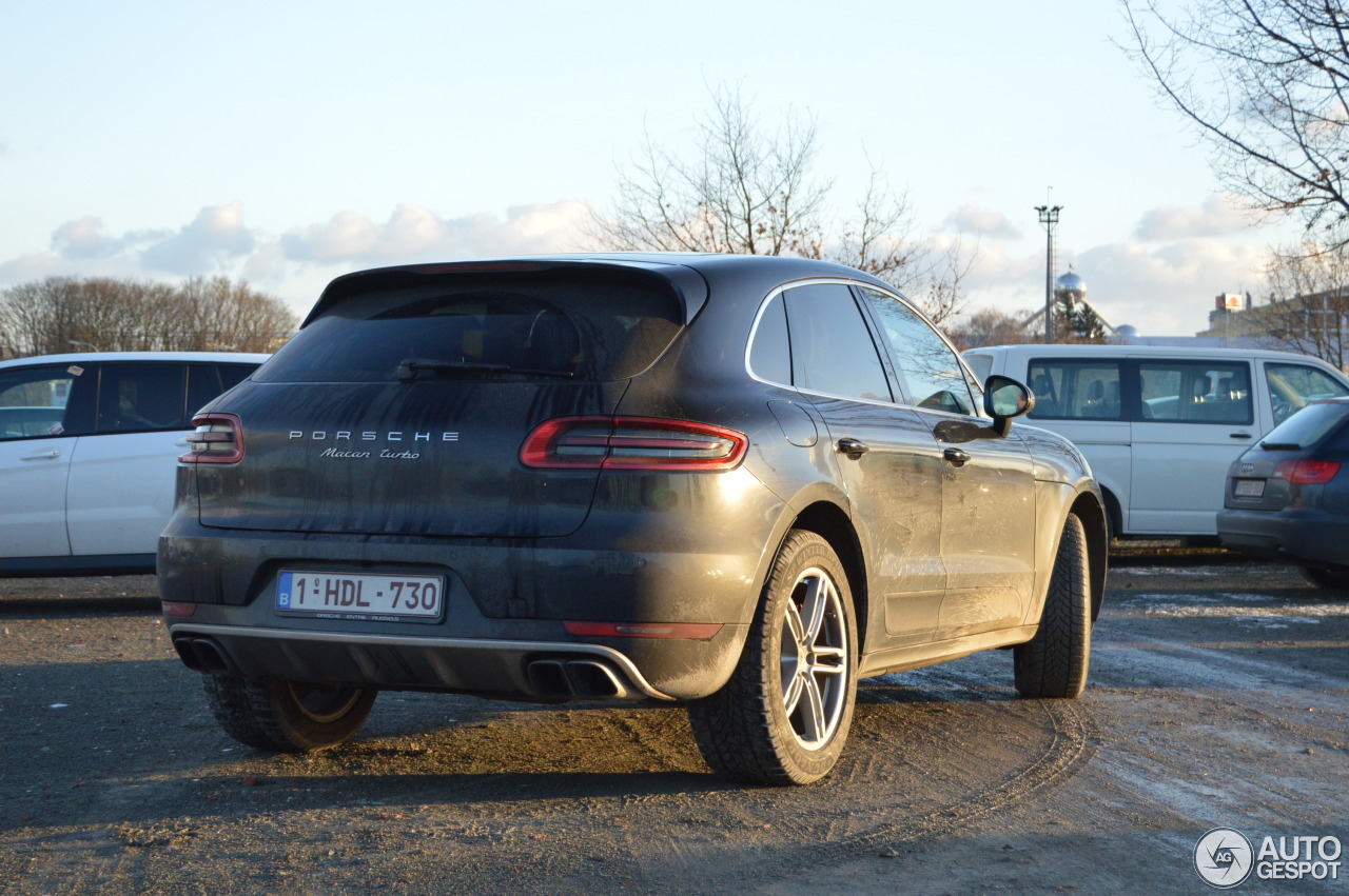 Porsche 95B Macan Turbo