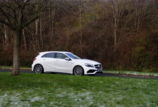 Mercedes-AMG A 45 W176 2015