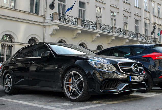 Mercedes-Benz E 63 AMG S W212