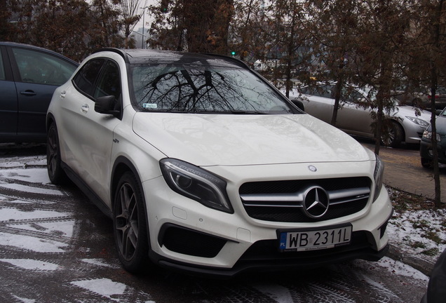 Mercedes-Benz GLA 45 AMG X156