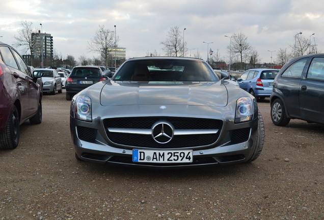 Mercedes-Benz SLS AMG Roadster