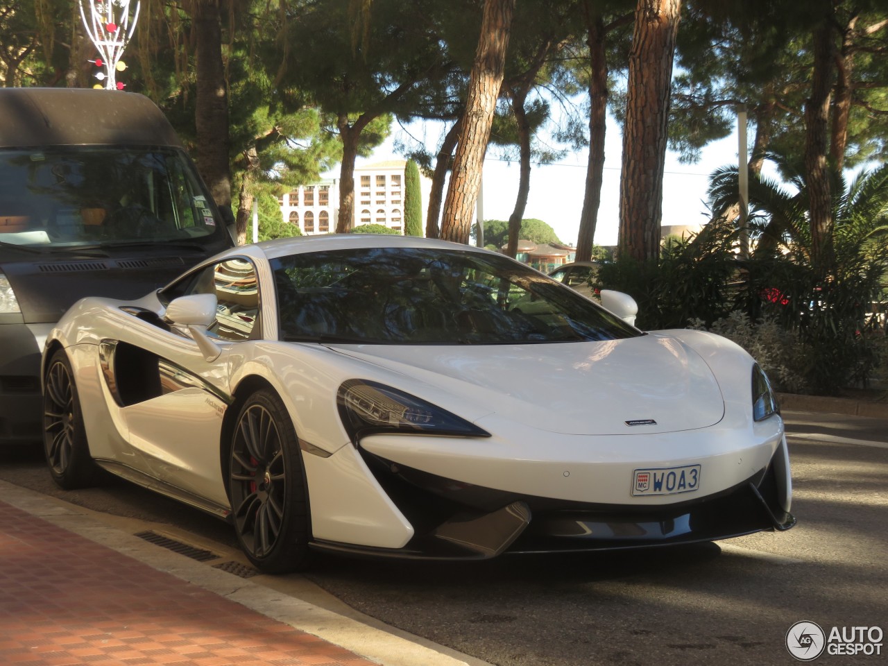 McLaren 570S