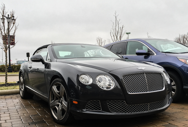 Bentley Continental GTC 2012