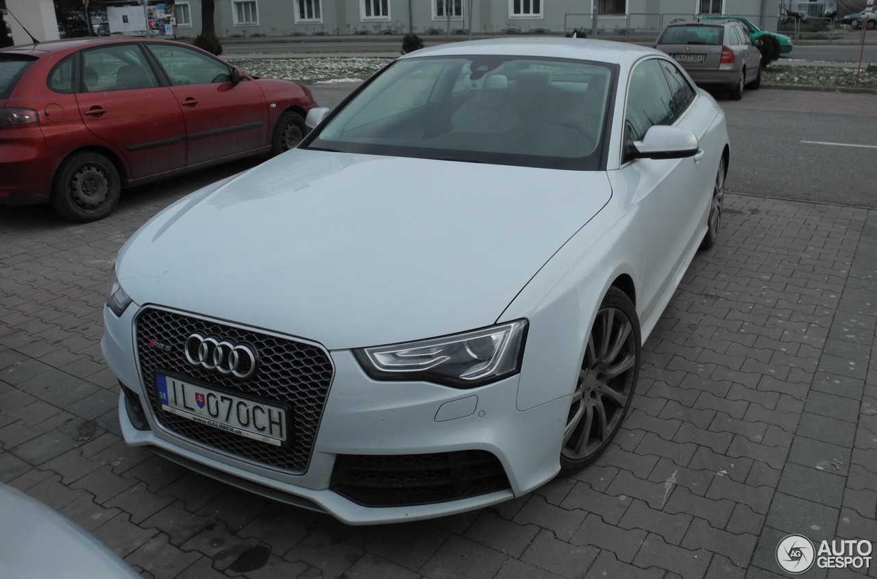 Audi RS5 B8 2012