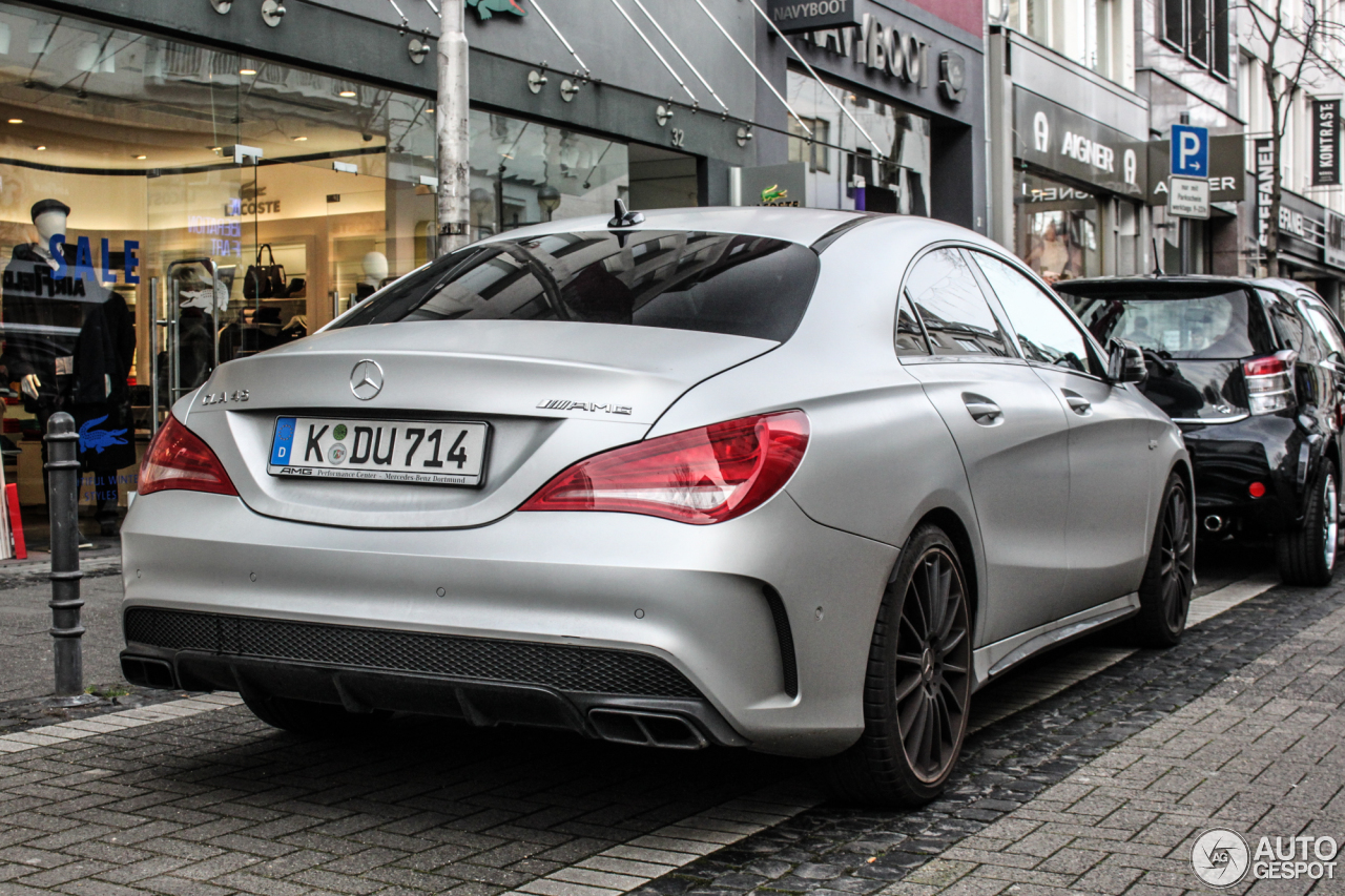 Mercedes-Benz CLA 45 AMG C117