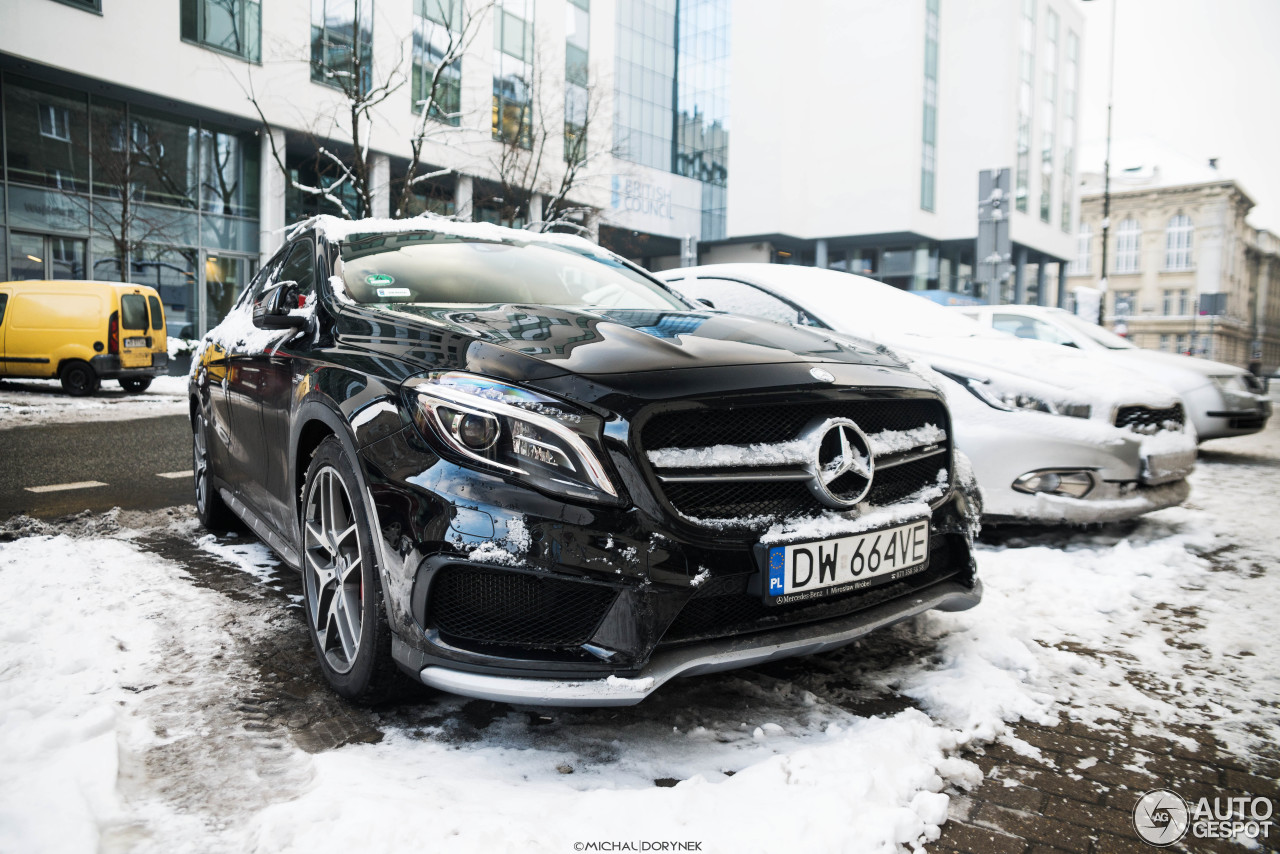 Mercedes-Benz GLA 45 AMG X156