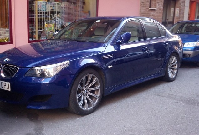 BMW M5 E60 2007