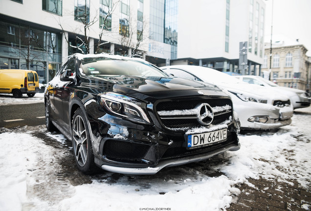 Mercedes-Benz GLA 45 AMG X156