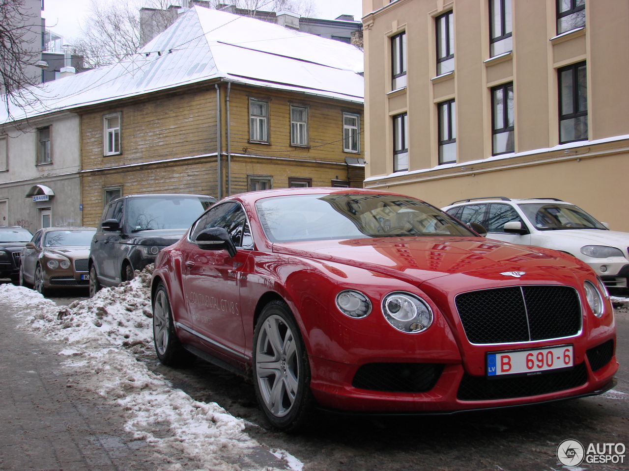 Bentley Continental GT V8 S