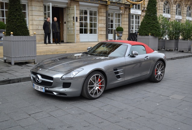 Mercedes-Benz SLS AMG Roadster