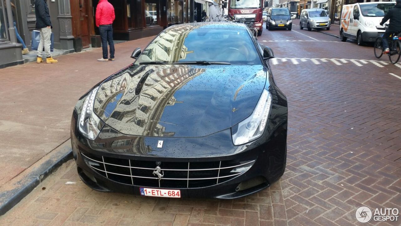 Ferrari FF